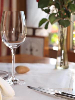 thumbnail: Restaurant