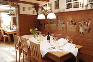 thumbnail: Restaurant