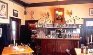 thumbnail: Bar (on property)