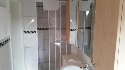 36057230.jpg
