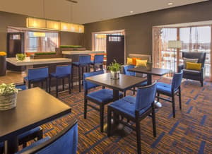 thumbnail: Dining