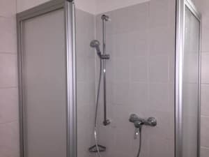 thumbnail: Bathroom shower