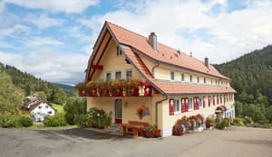 thumbnail: Front of property