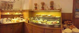 thumbnail: Breakfast buffet