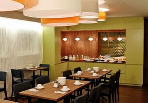 thumbnail: Breakfast area
