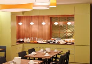 thumbnail: Breakfast area