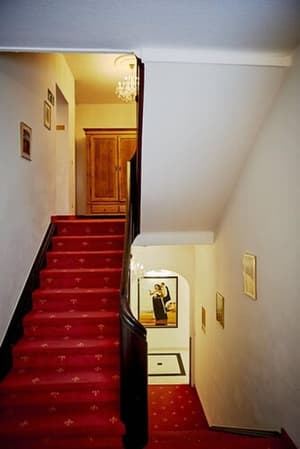 thumbnail: Staircase